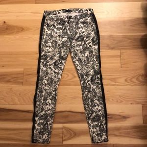 7 for all mankind jeans size 28